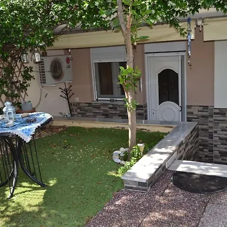 Vasiliki's Cozy דירה