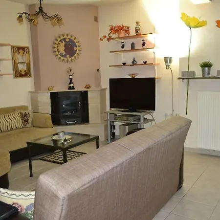 דירה Vasiliki's Cozy *